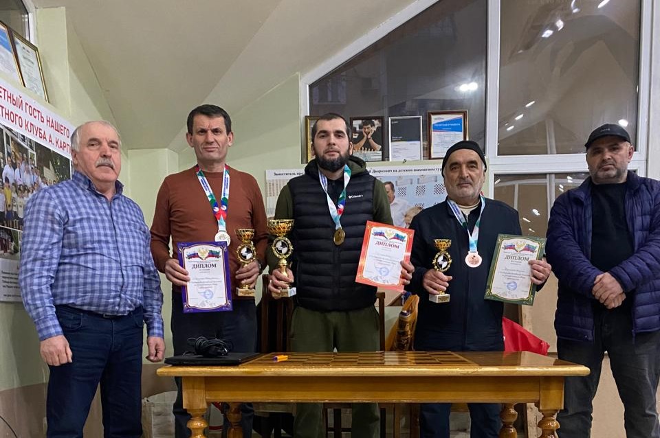 Хасавюртовец Салман Юнусов выиграл Чемпионат Дагестана по шашкам