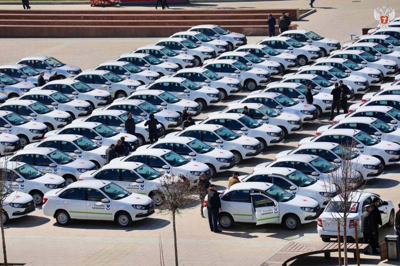 Минздрав: 171 автомобиль поступил в больницы и поликлиники Дагестана