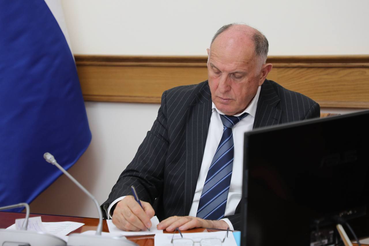 В Дагестане проведут стратегическую сессию о национальных проектах