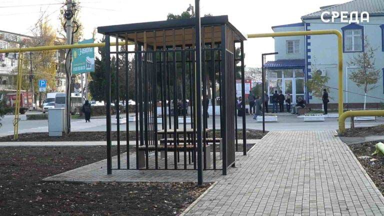 В Каспийске благоустроили три общественных пространства в 2024 году