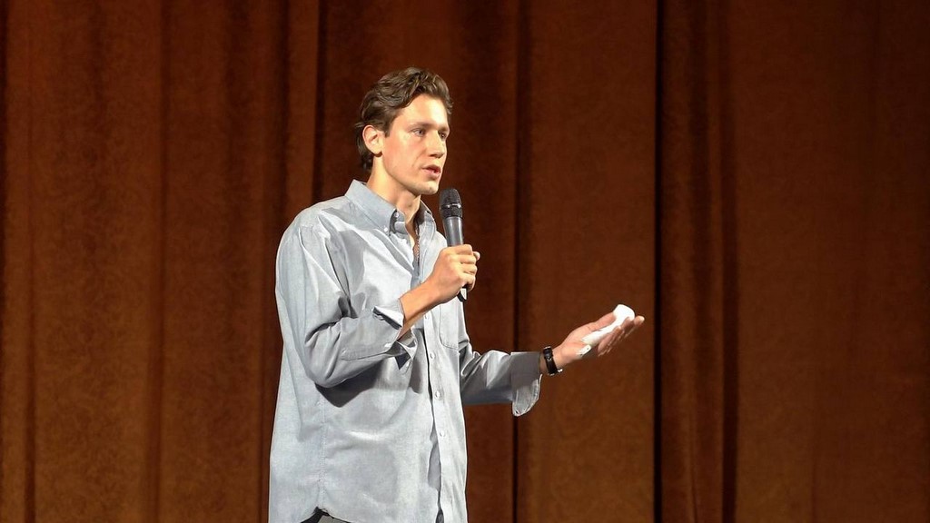 Русский театр имени М. Горького открыл 101-й сезон