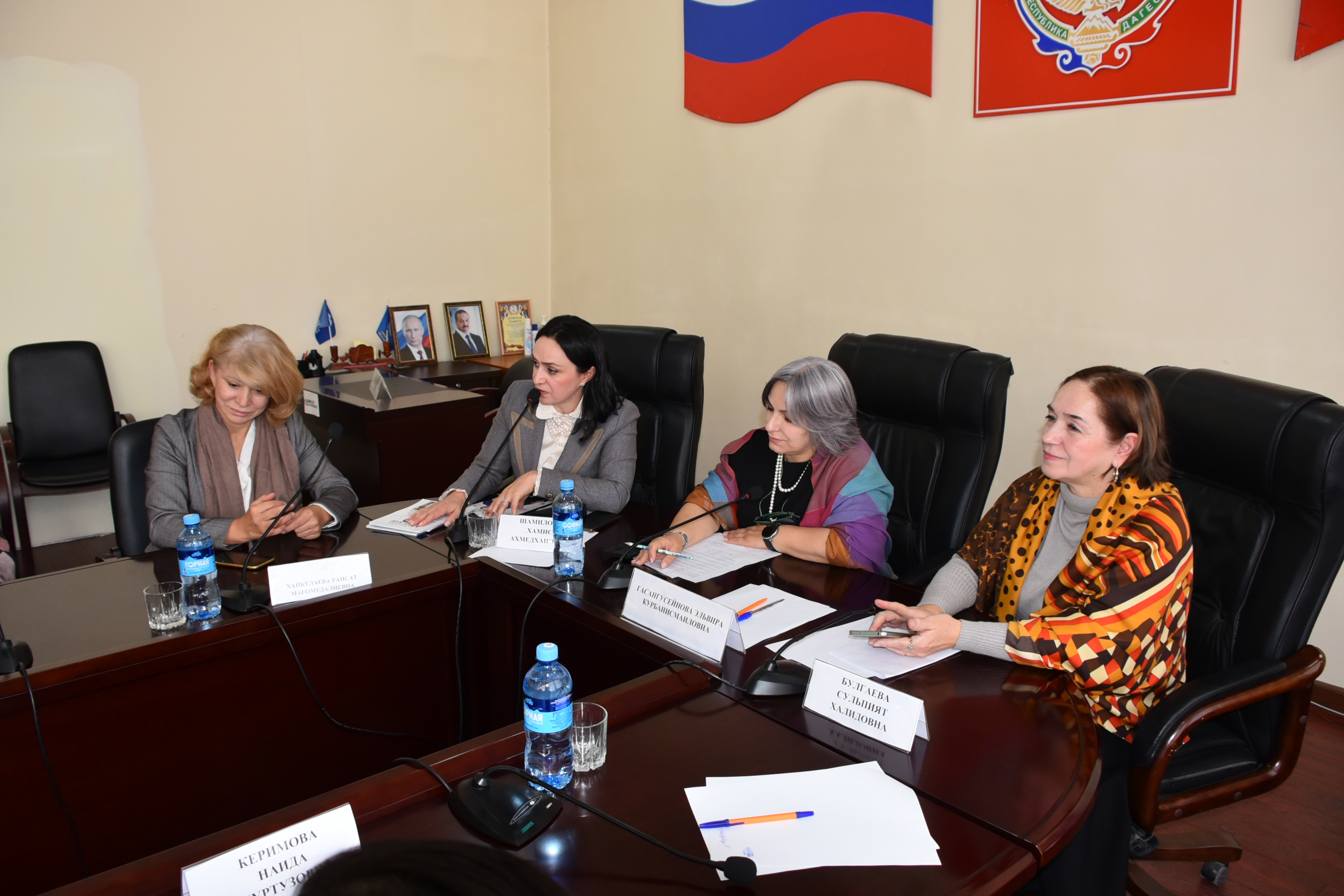 В Акушинском районе состоялась встреча с представителями журнала «Женщина Дагестана»