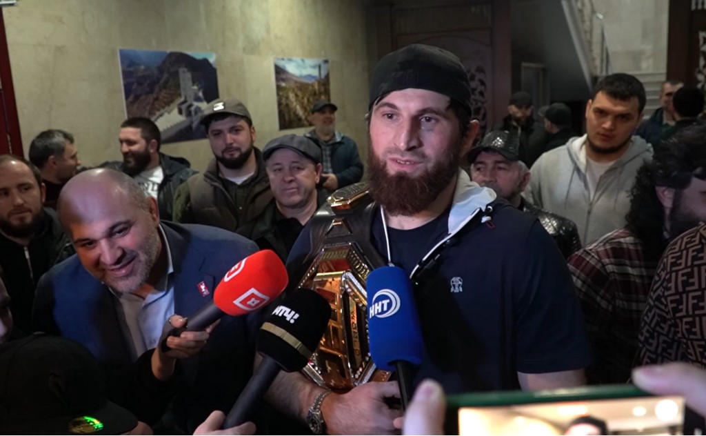 Магомед Анкалаев: «Первый звонок всегда бывает маме»