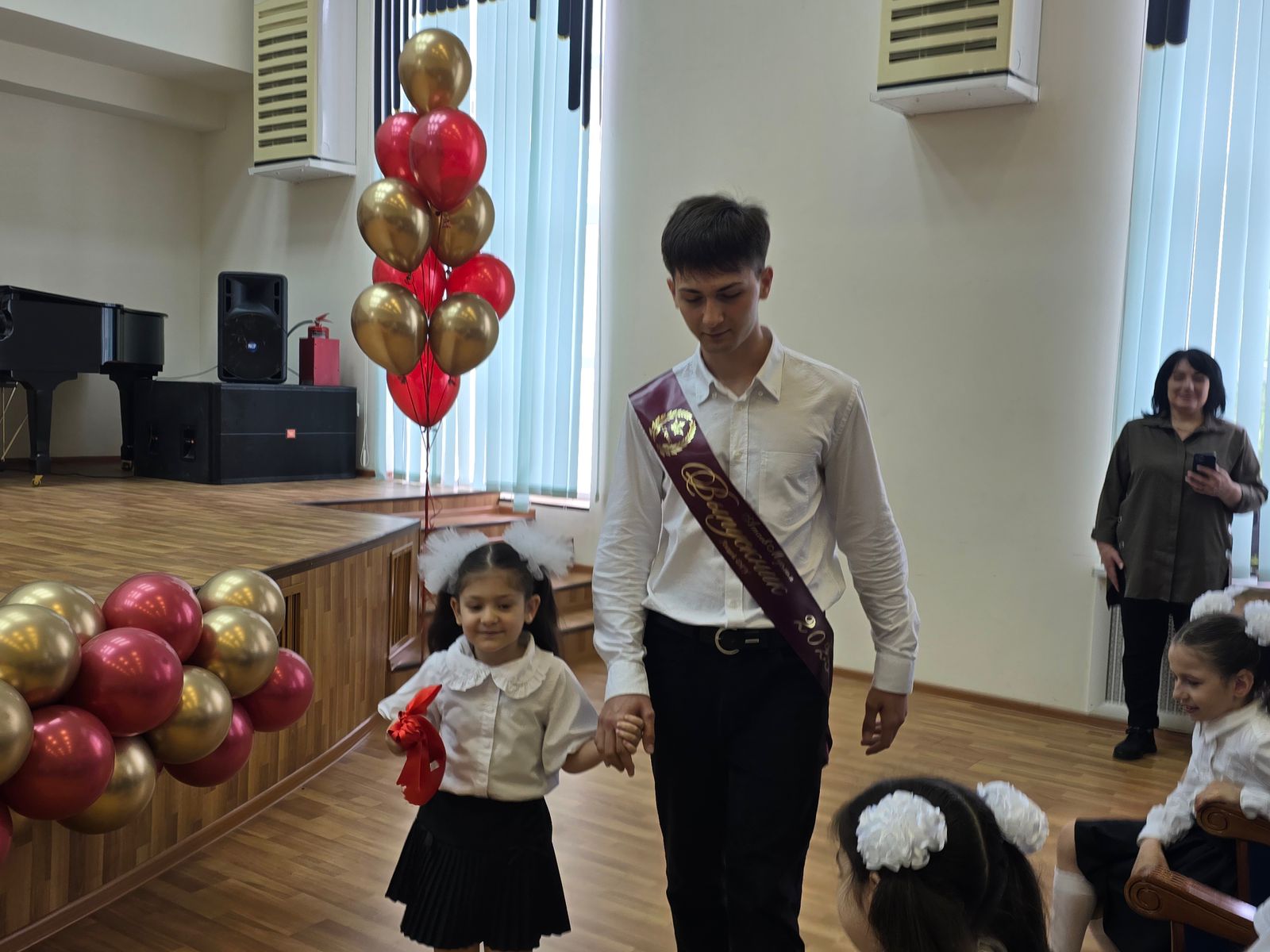 Последний звонок прошел в Лицее ДГУ