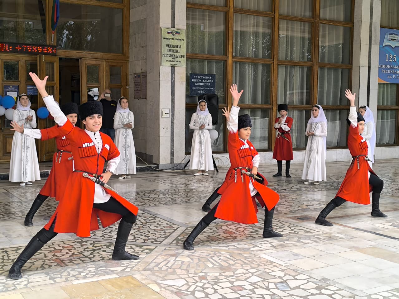 В Махачкале намерены установить рекорд России по массовому исполнению лезгинки