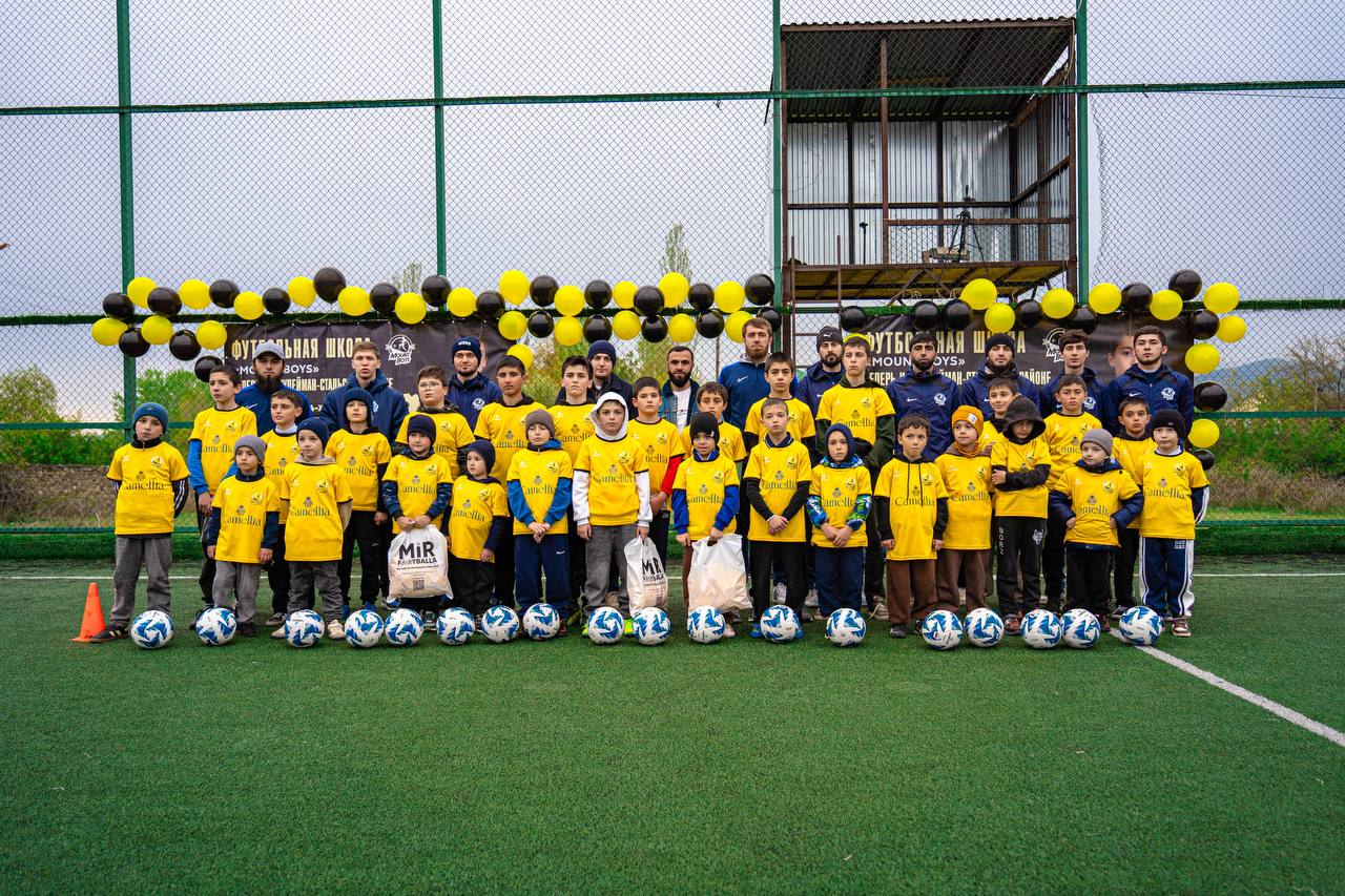 Футбольная школа «Mount Boys» открыла филиал в Сулейман-Стальском районе
