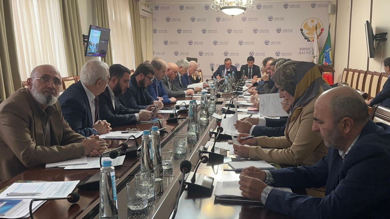 В Дагестане обсудили вопросы расширения новой системы долевого жилищного строительства