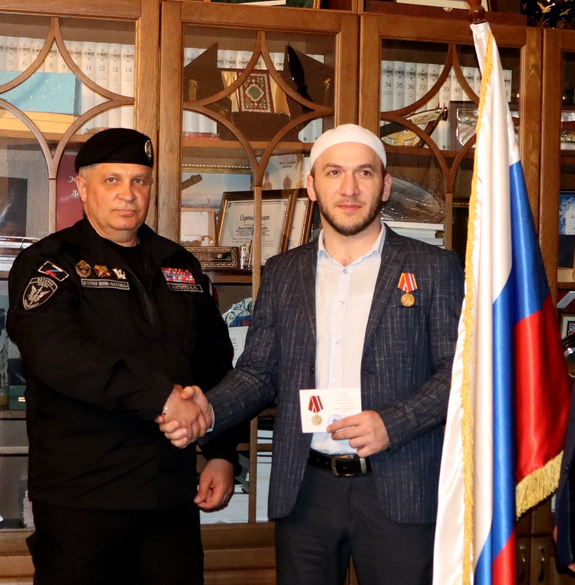 В Санкт-Петербурге дагестанца наградили медалью «За активную военно-патриотическую работу»