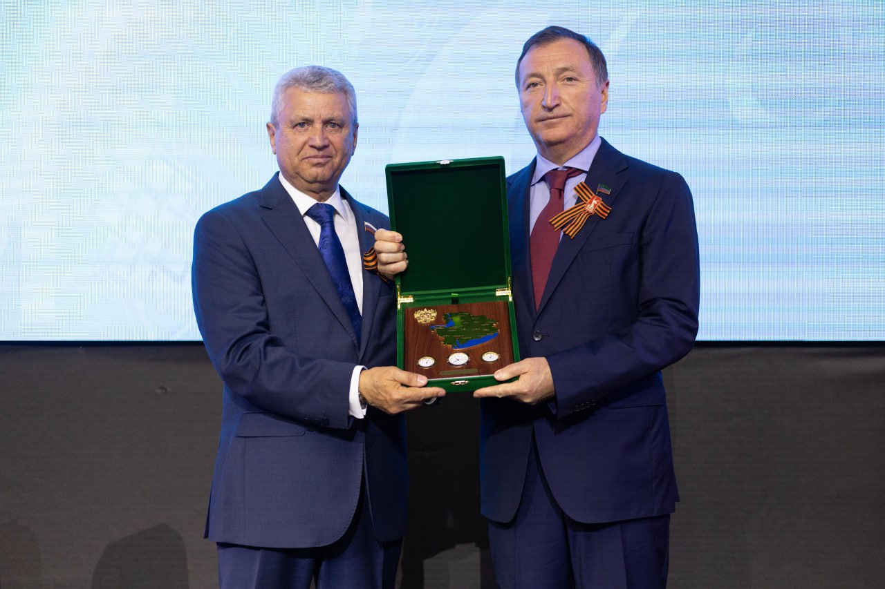 Спикер парламента Дагестана награжден высшей госнаградой Запорожской области