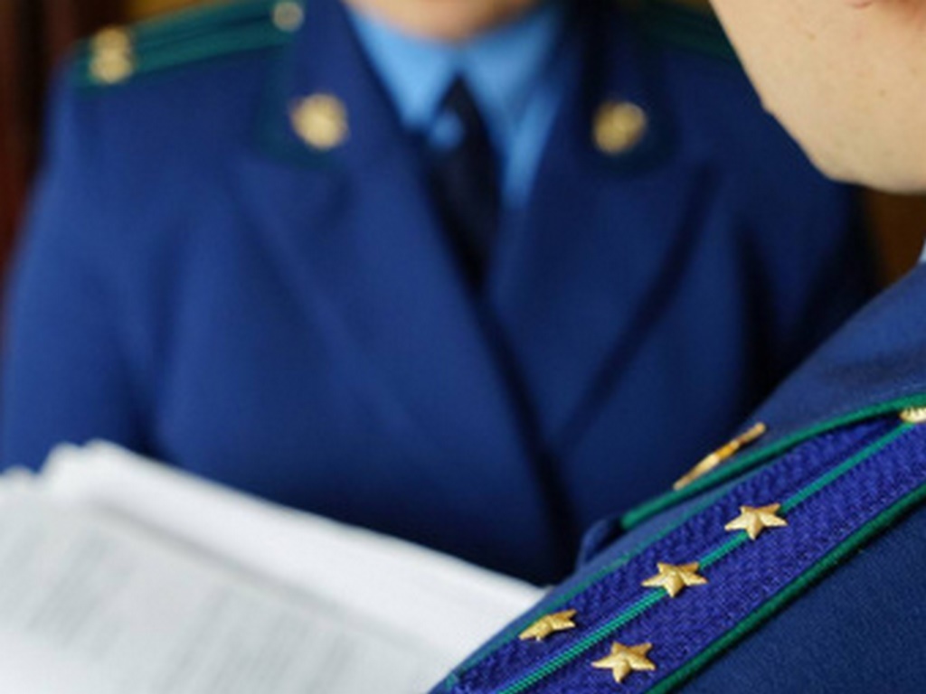 Жительницу Дагестана оштрафовали за оказание косметологических услуг без лицензии