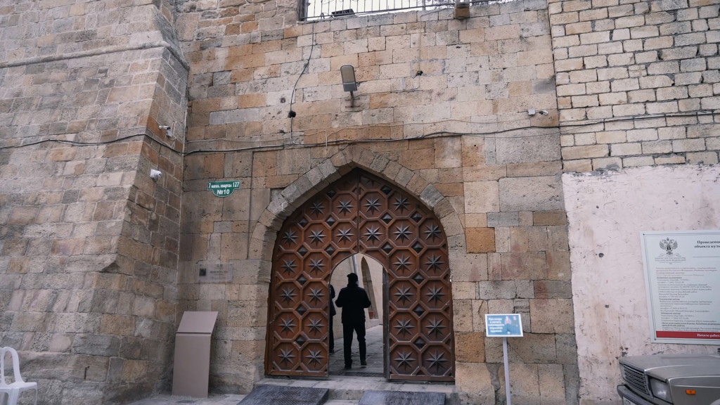 В Джума-мечети Дербента продолжаются противоаварийные и реставрационные работы