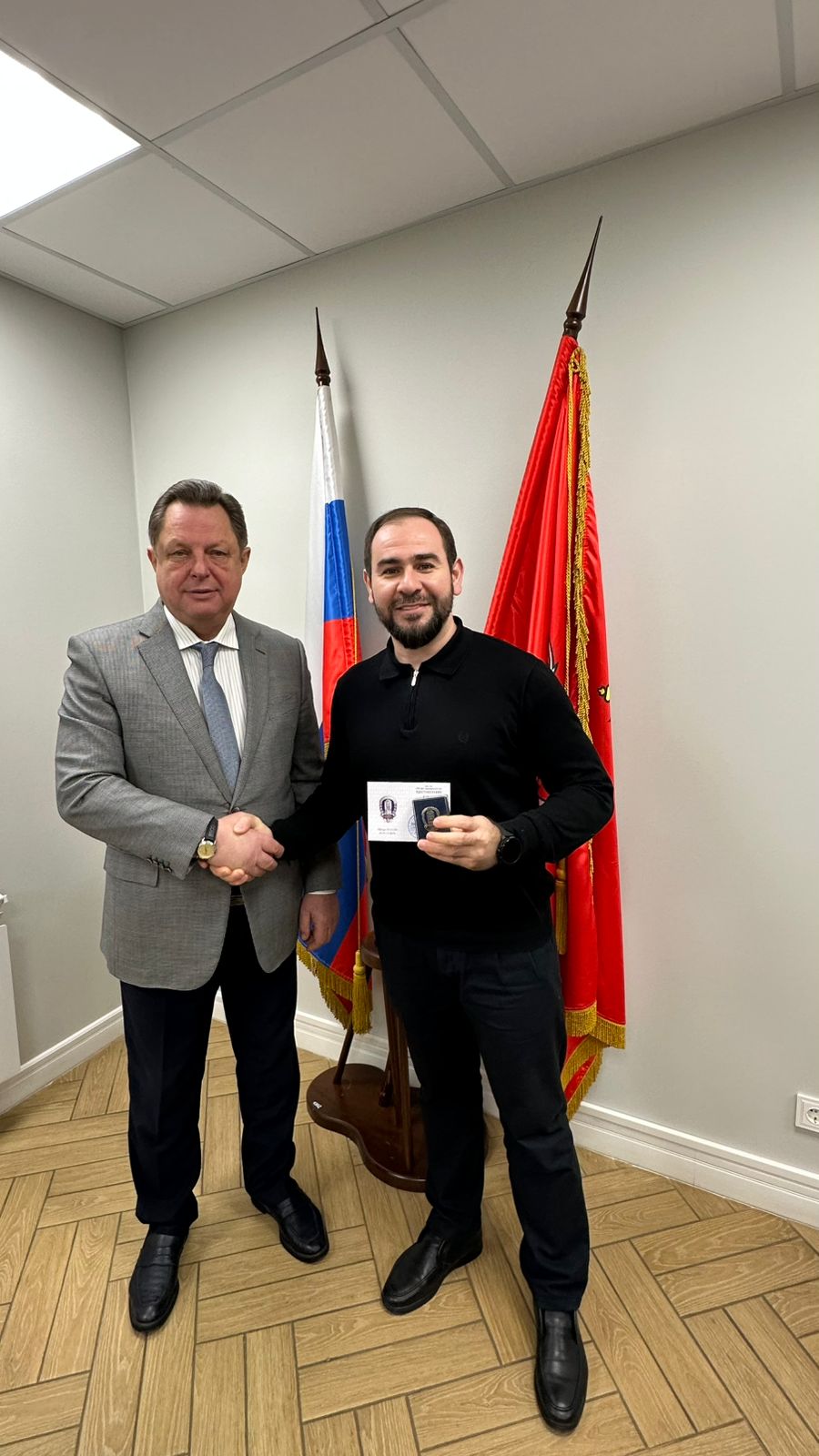 Нурмагомед Гаджиев удостоился почетного знака «За вклад в развитие межнациональных отношений»