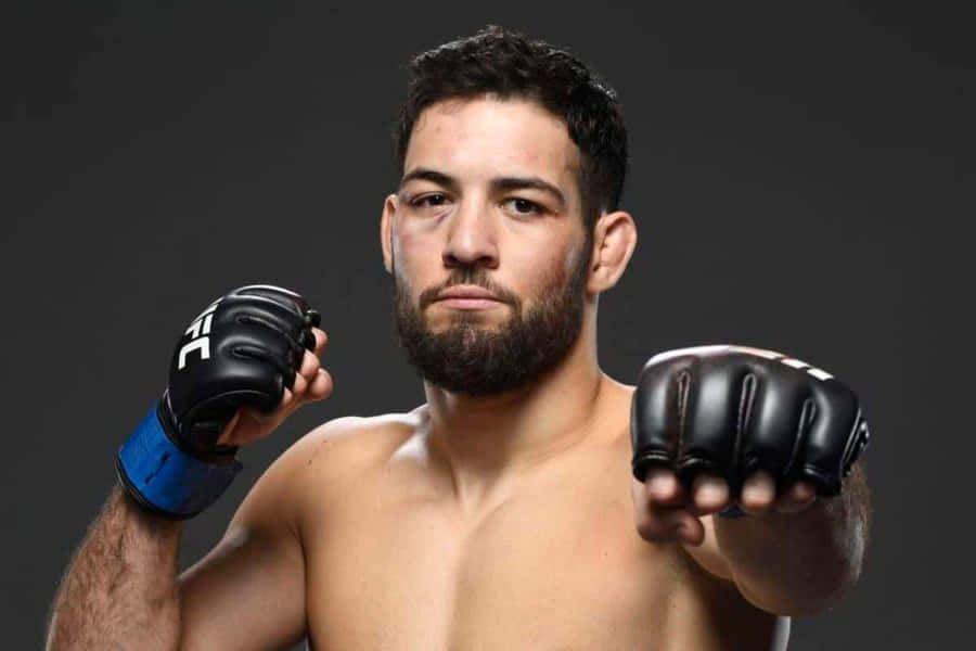 Поединок Нассурдина Имавова возглавит турнир UFC в Париже