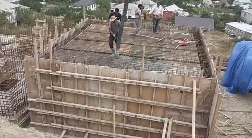 В селе Хахите Левашинского района продолжается строительство нового водопровода