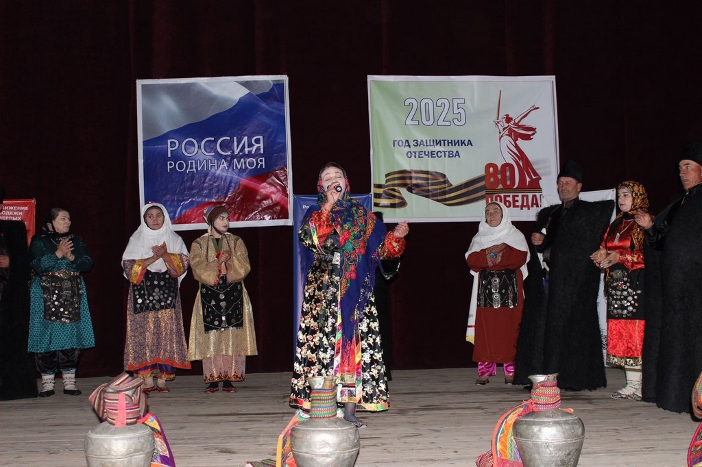 Крымско-татарский ансамбль выступил на фестивале «Бартукь» в Кулинском районе