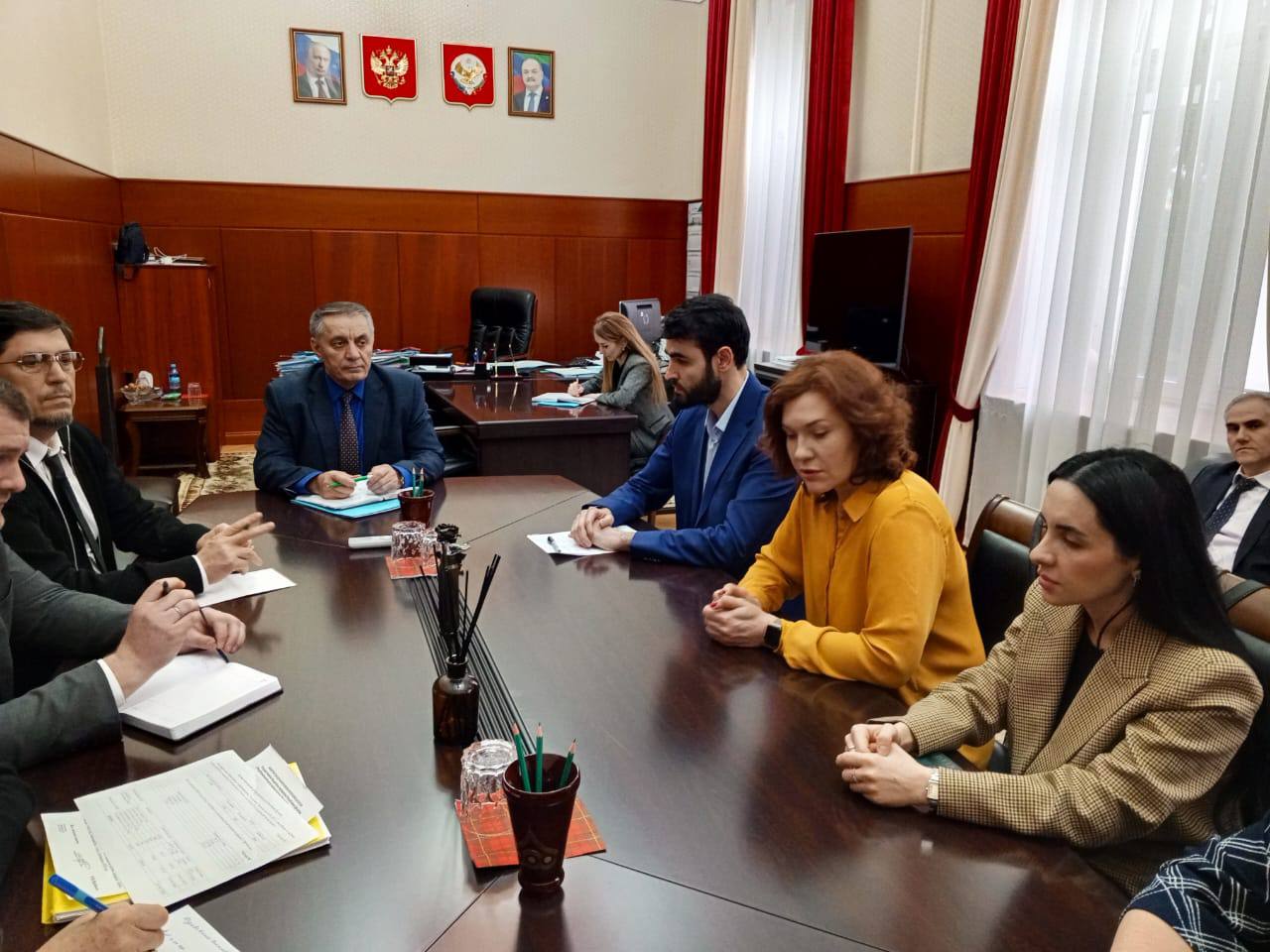 Эпидемиологическую ситуацию в регионе обсудили в Правительстве Дагестана