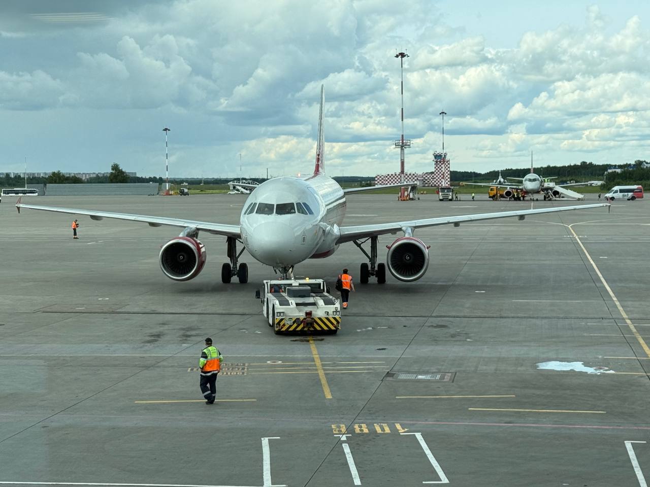 Глава УФАС по Дагестану объяснил невозможность влиять на цены на авиабилеты