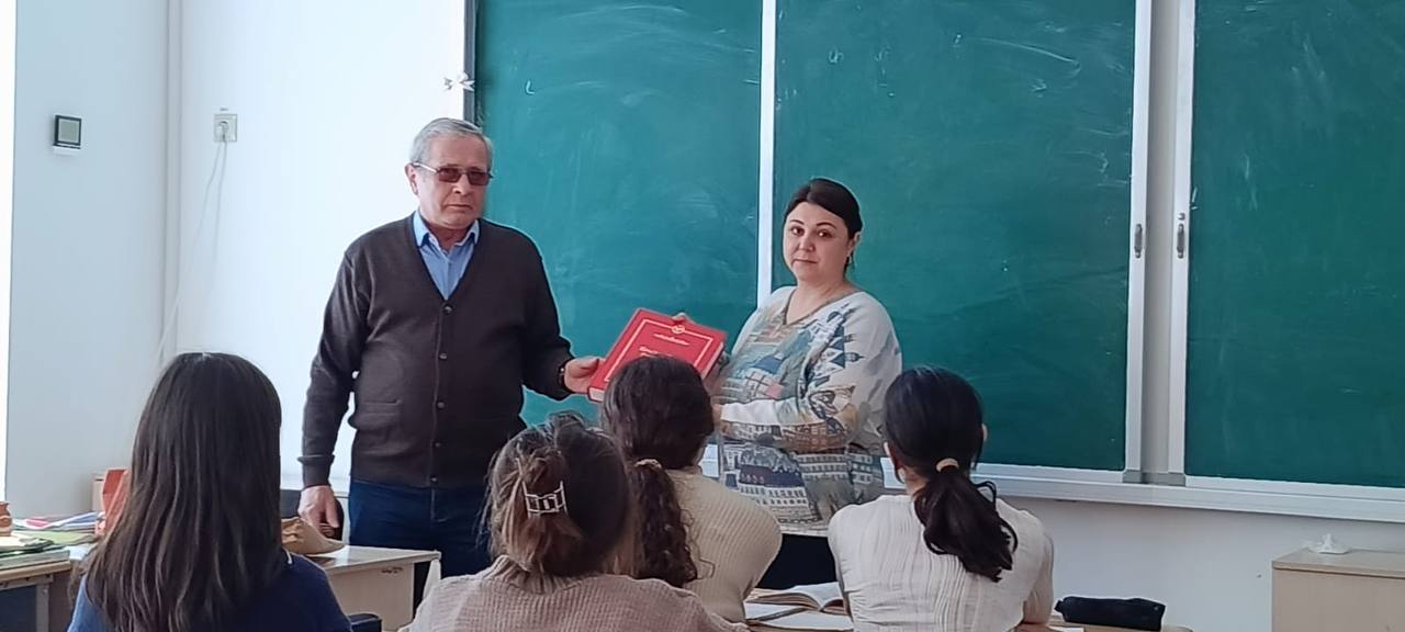 Сотрудники Минприроды Дагестана провели в школах экологические уроки