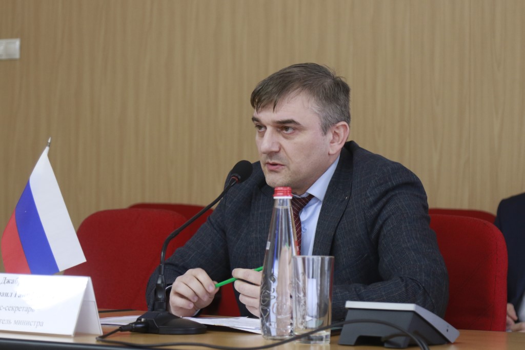 Совещание по вопросам правового регулирования прошло в Минтруде Дагестана