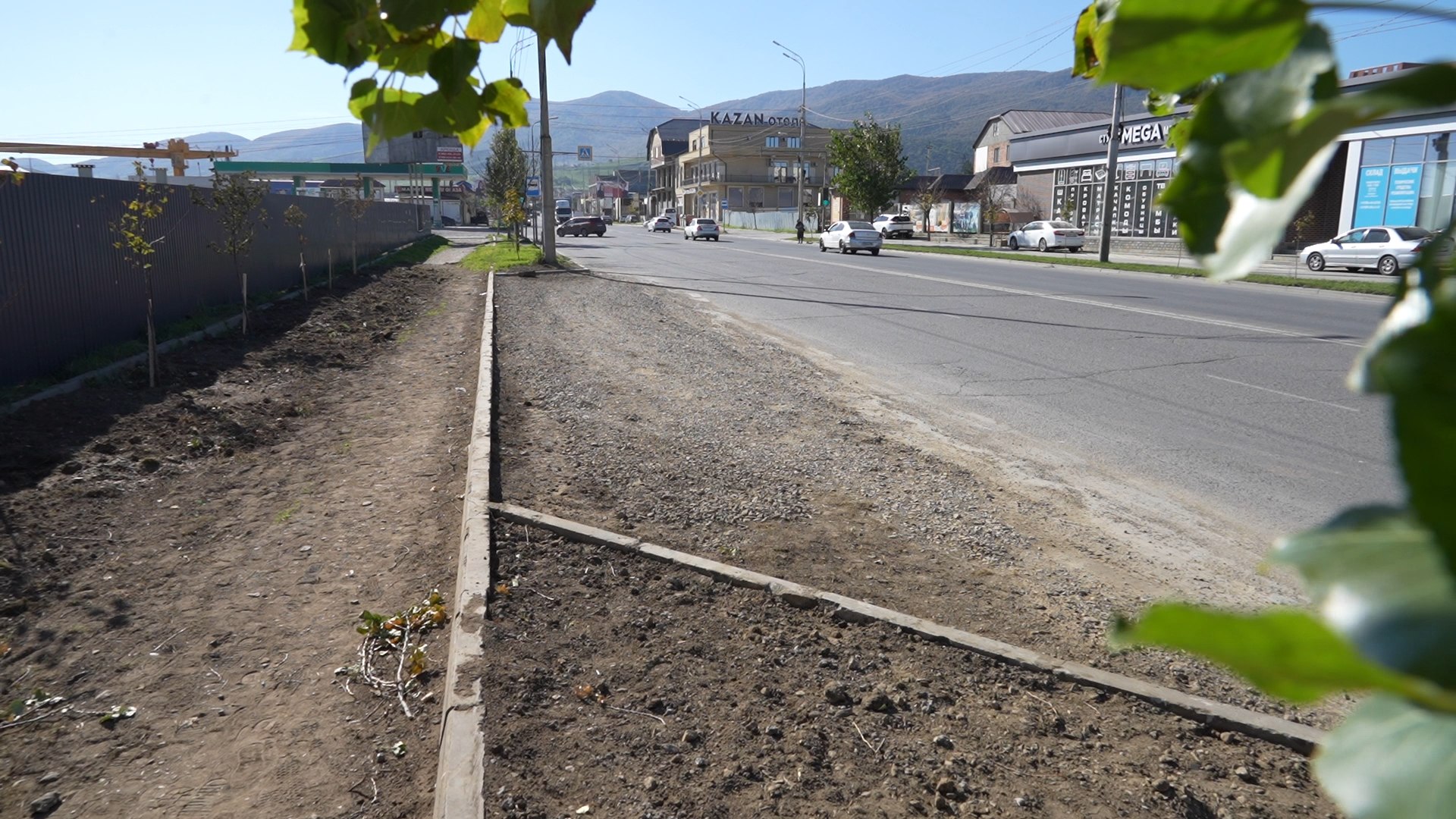 Мэрия Махачкалы продолжает модернизировать остановочные пункты