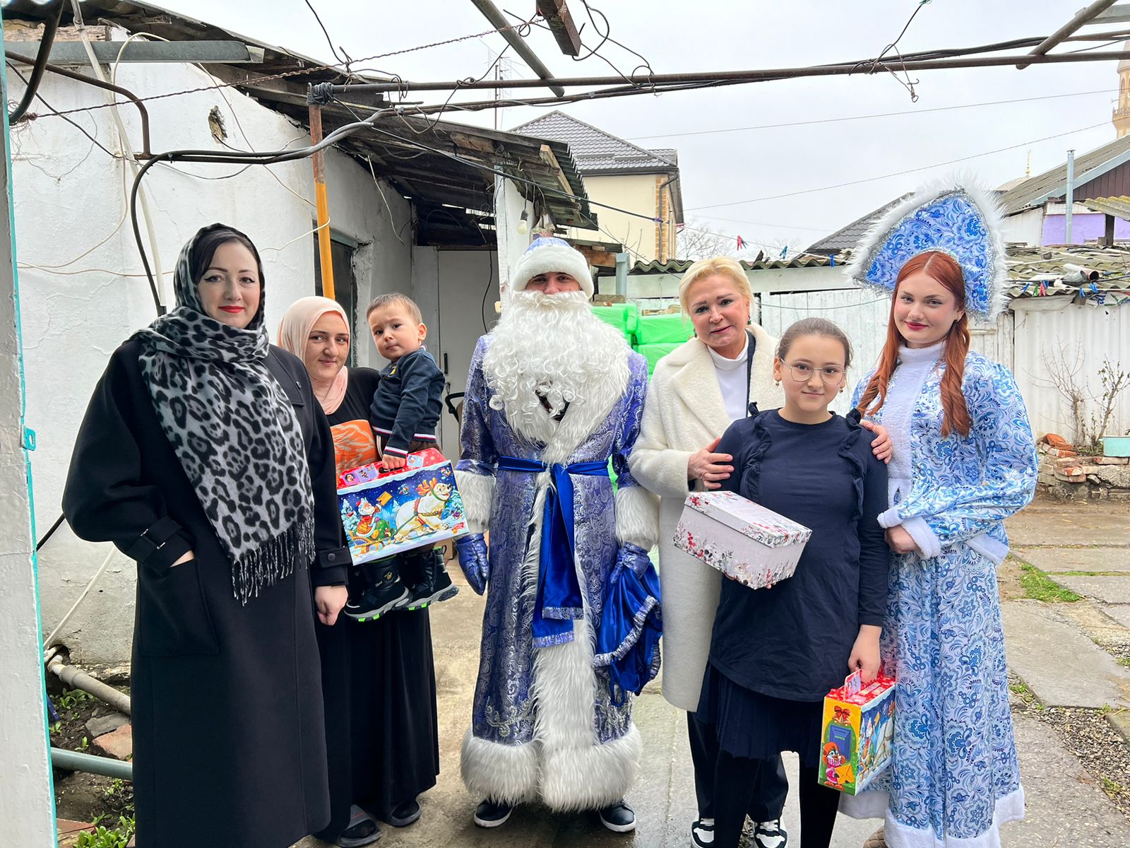 Елена Павлюченко присоединилась к акции «Ёлка желаний»