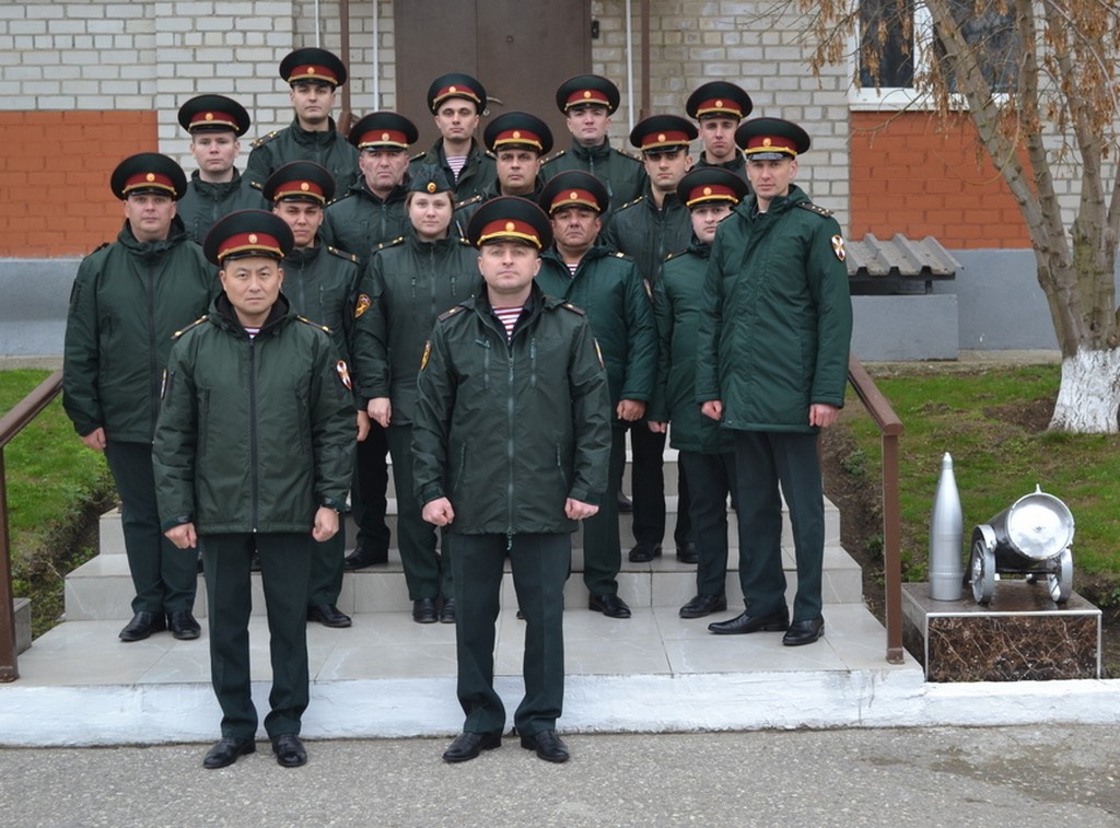 Артиллерийский дивизион махачкалинского соединения Росгвардии отметил 14-ую годовщину образования
