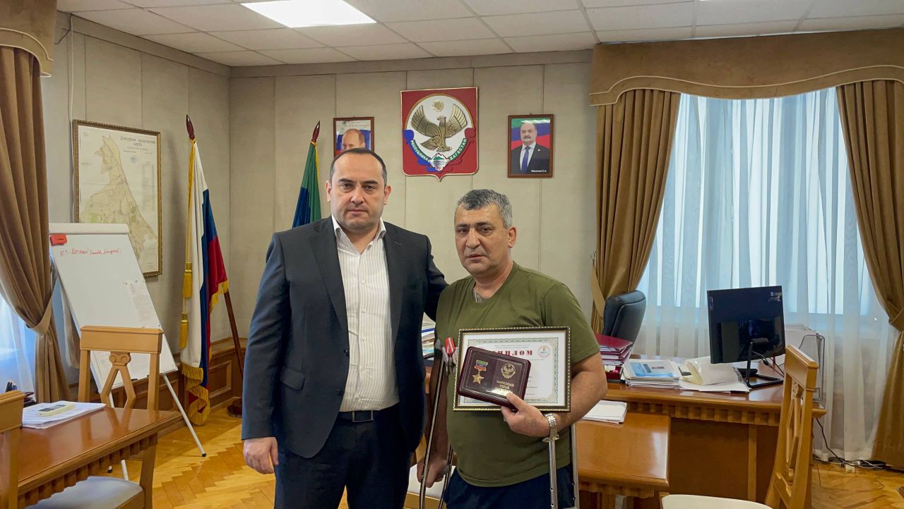 Магомед Эльдерханов встретился с участником СВО