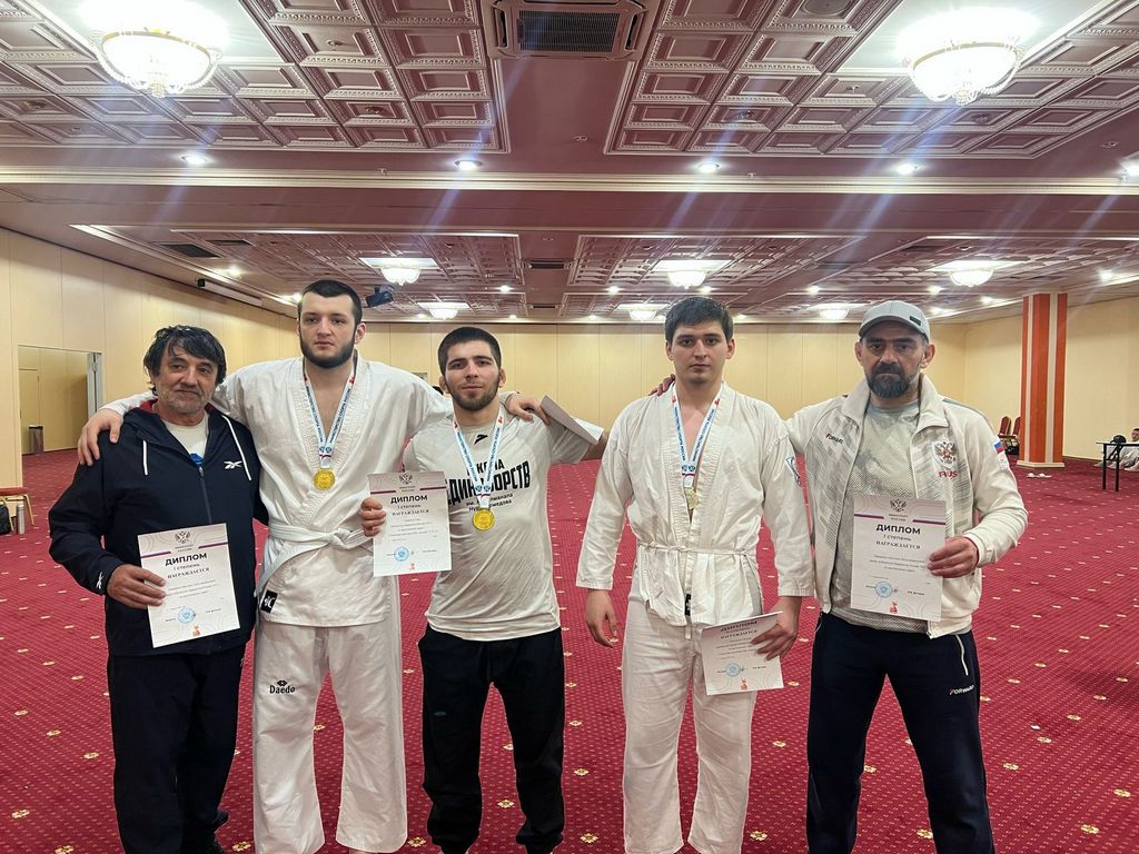 Дагестанские каратисты выиграли 12 медалей на Первенстве России 