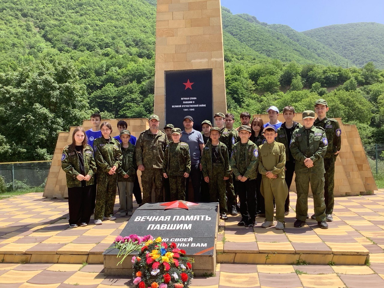 Воспитанники военно-патриотического клуба «Вымпел-Каспий посетили Табасаранский район