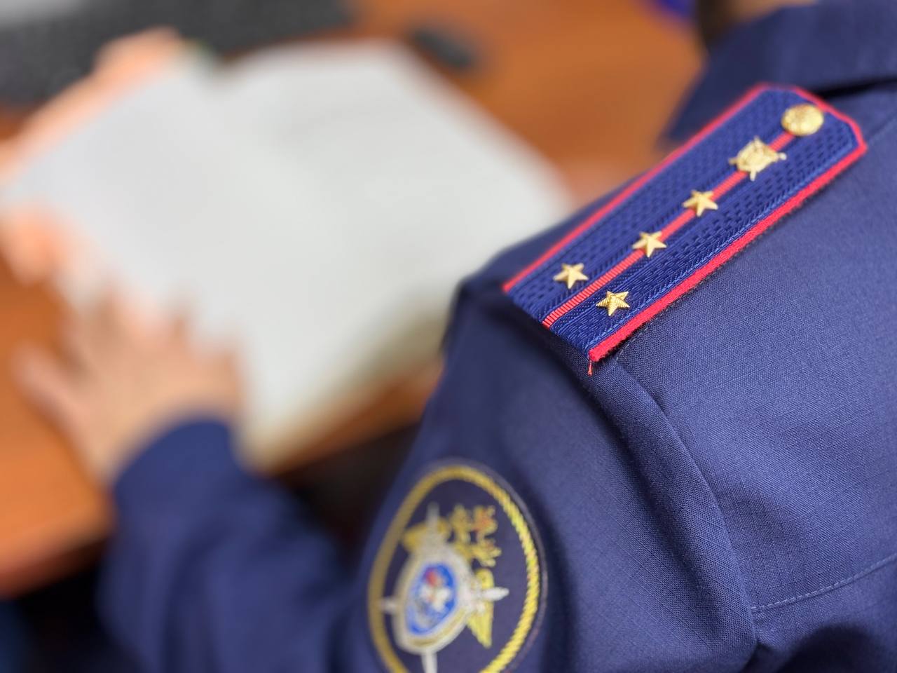 Лифт с людьми упал в одной из многоэтажек Махачкалы