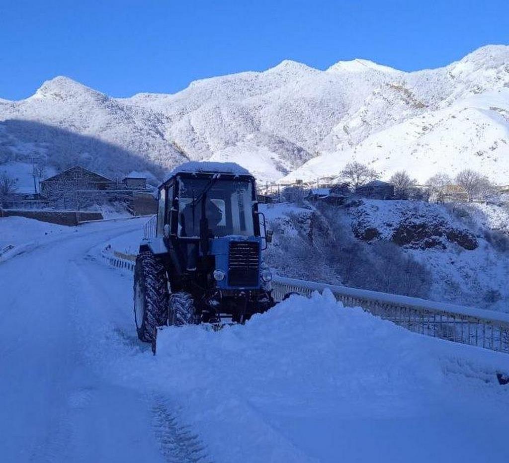 В Дагестане из-за снегопада временно закрыты две дороги республиканского значения