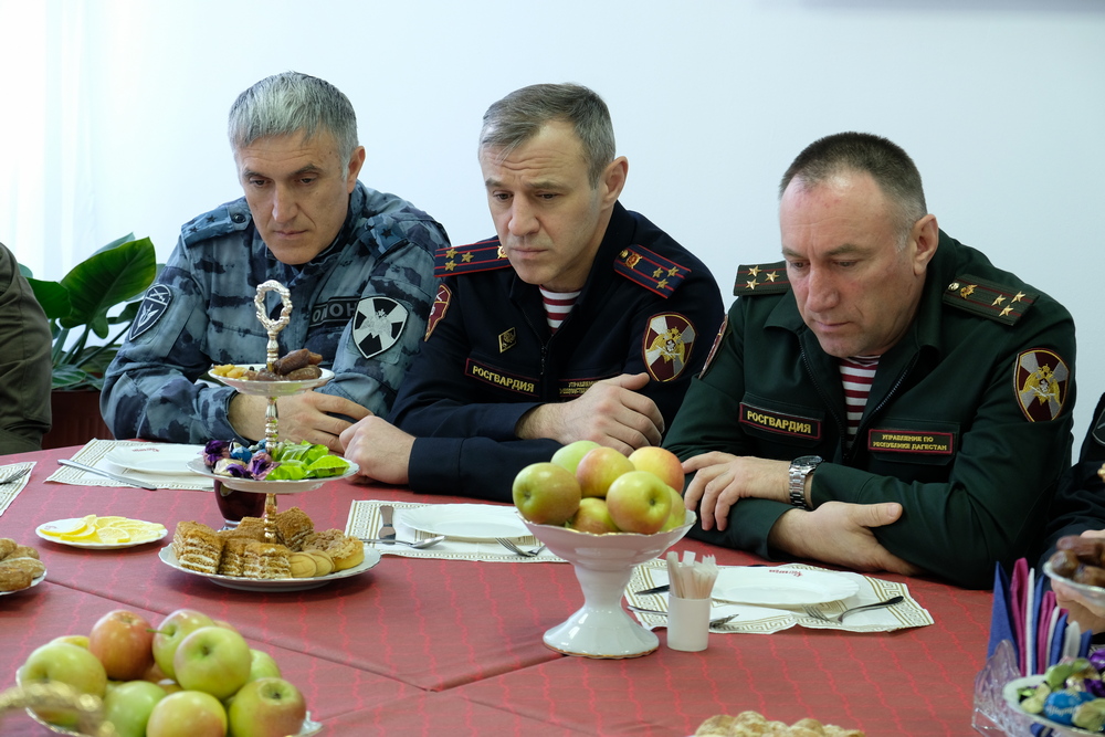 Представители руководства Росгвардии Дагестана встретились с семьями погибших бойцов