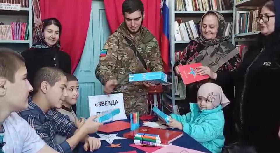 Хасавюртовский район поддержал Всероссийскую акцию «Новый год в каждый дом. Военнослужащие»