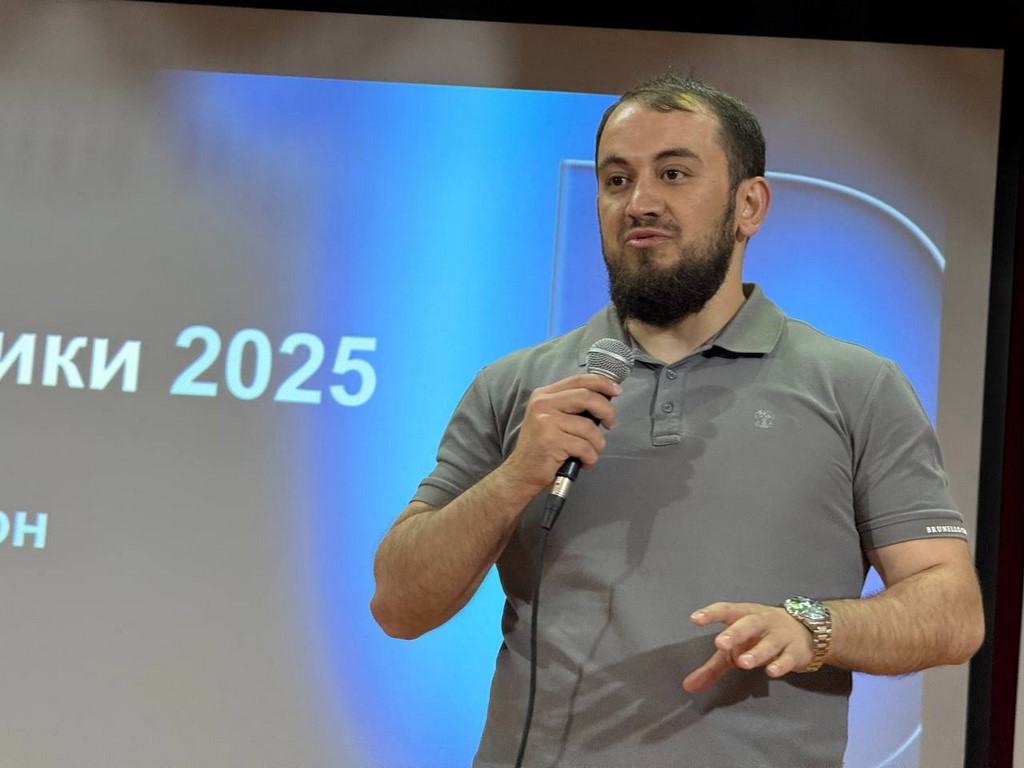 ЦУР Дагестана обучил администраторов госпабликов Хивского района