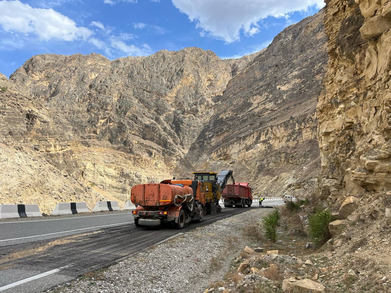 В Левашинском районе Дагестана начался ремонт участка дороги регионального значения