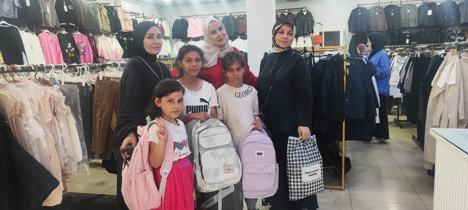 Социально-реабилитационный центр Кизилюрта провел акцию «Собери ребенка в школу»