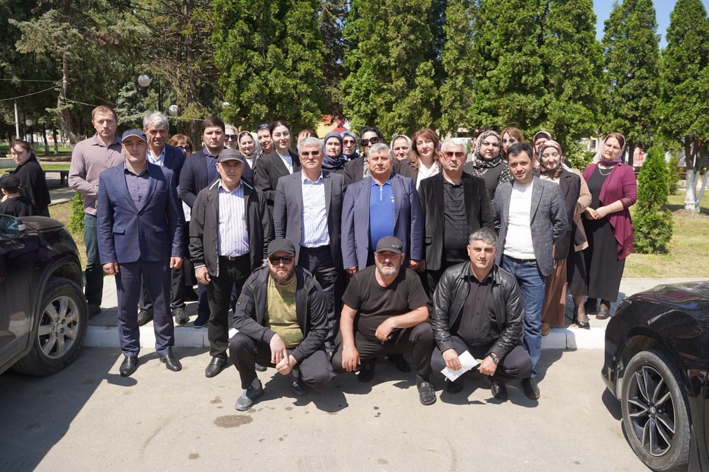 При поддержке «Единой России» Кизилюрт отправил гуманитарный груз на передовую