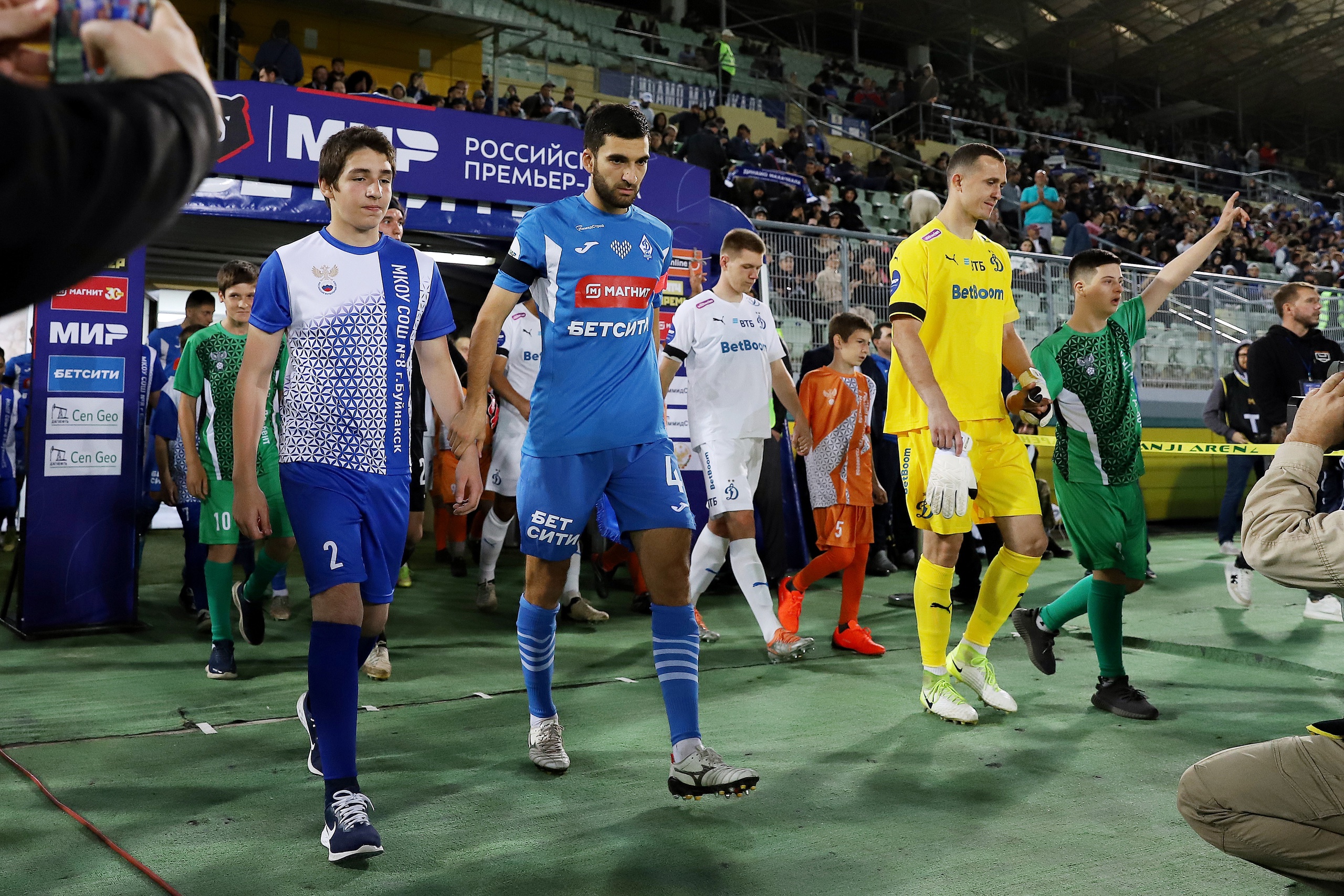 Махачкалинское и московское «Динамо» проведут матч в РПЛ