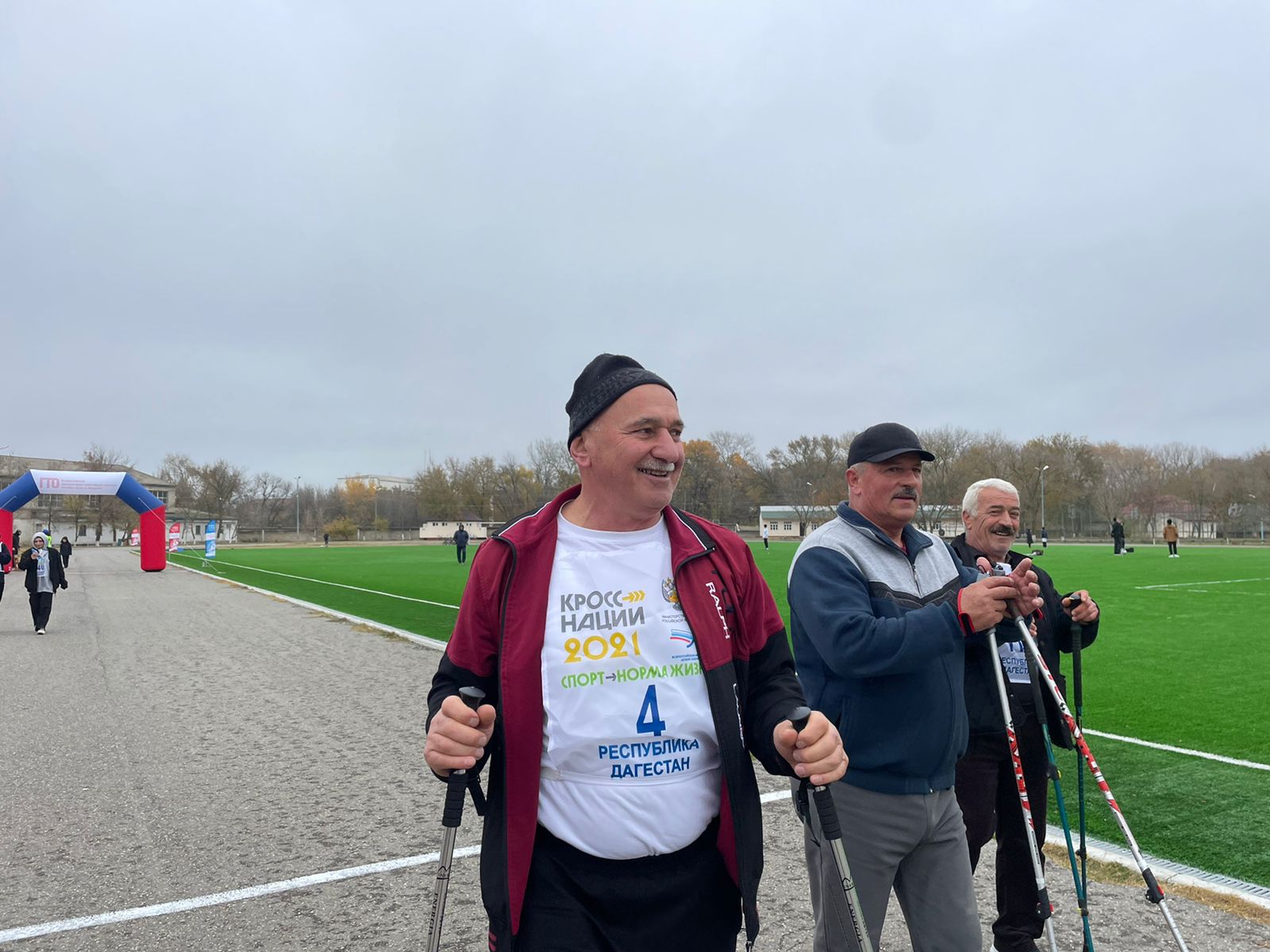 Рабочие коллективы Кизлярского района приняли участие в Фестивале ГТО