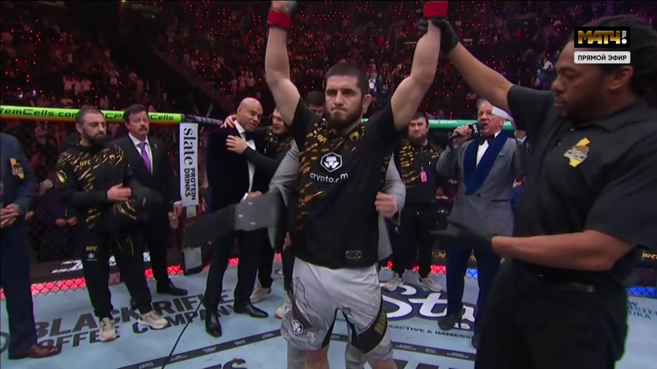 Ислам Махачев в четвертый раз отстоял чемпионский титул UFC