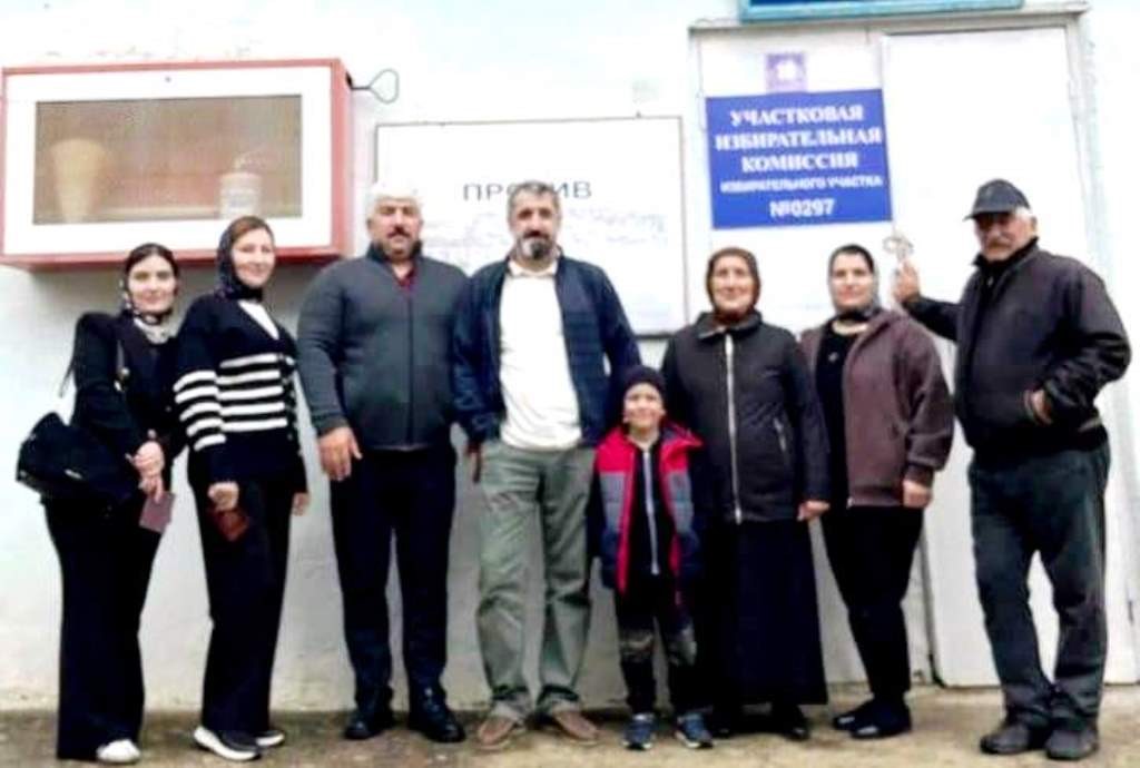 В Гунибском районе династия учителей Ахмедовых приняла участие в выборах