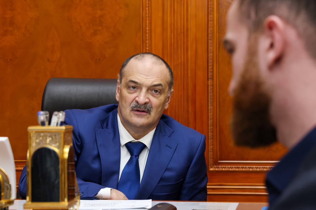 Сергей Меликов встретился с Героем России Темирланом Абуталимовым