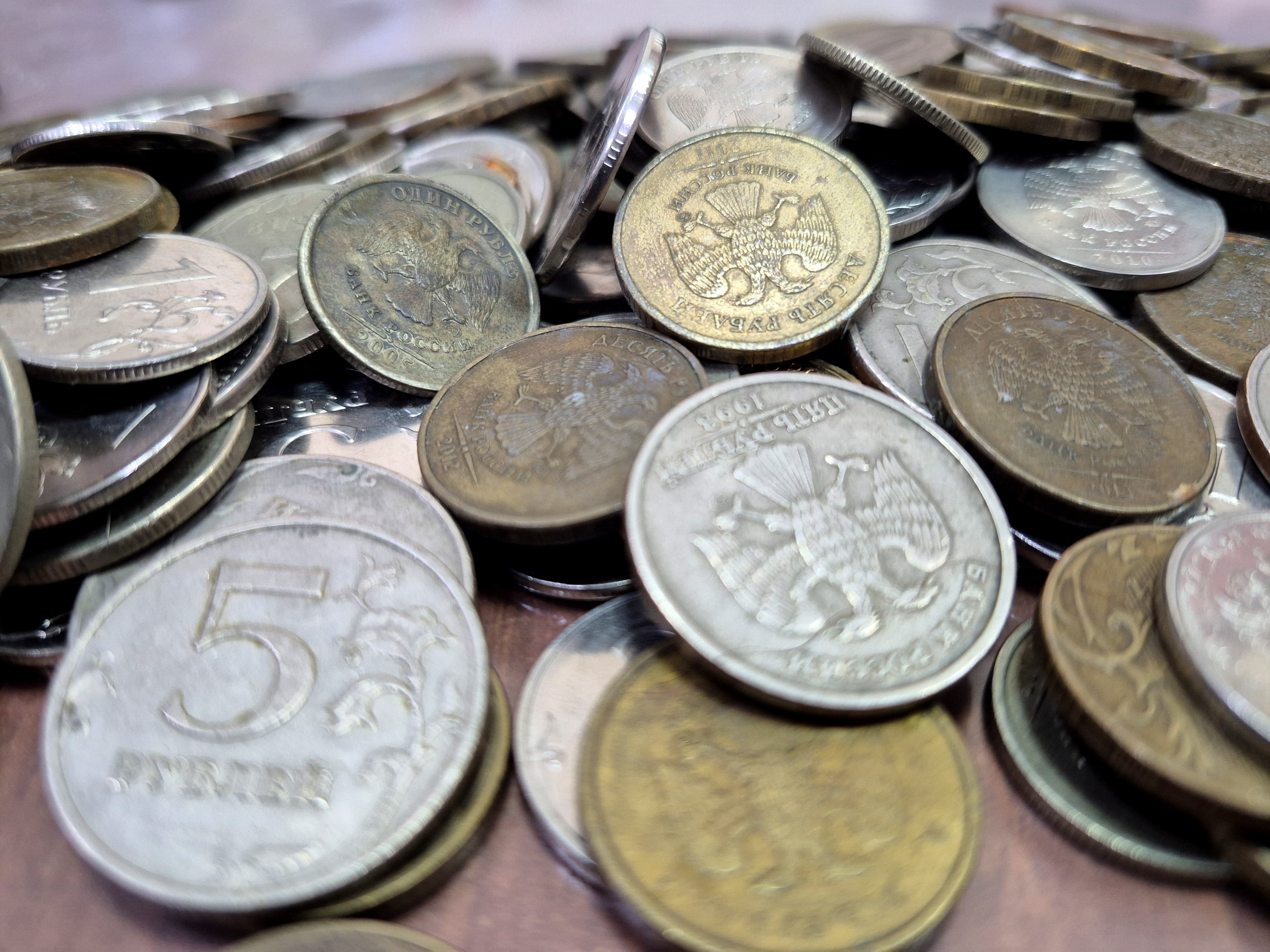В Дагестане чаще всего возвращают в оборот десятирублевые монеты