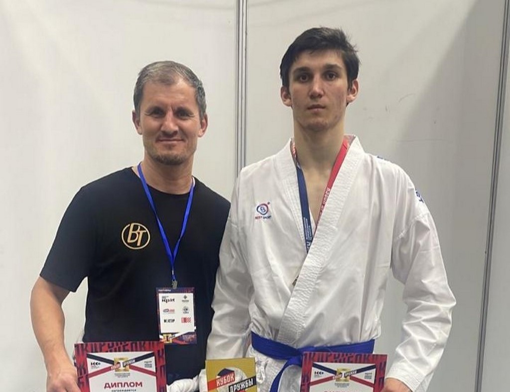 Каратисты Дагестана взяли 16 медалей на турнире в Тольятти