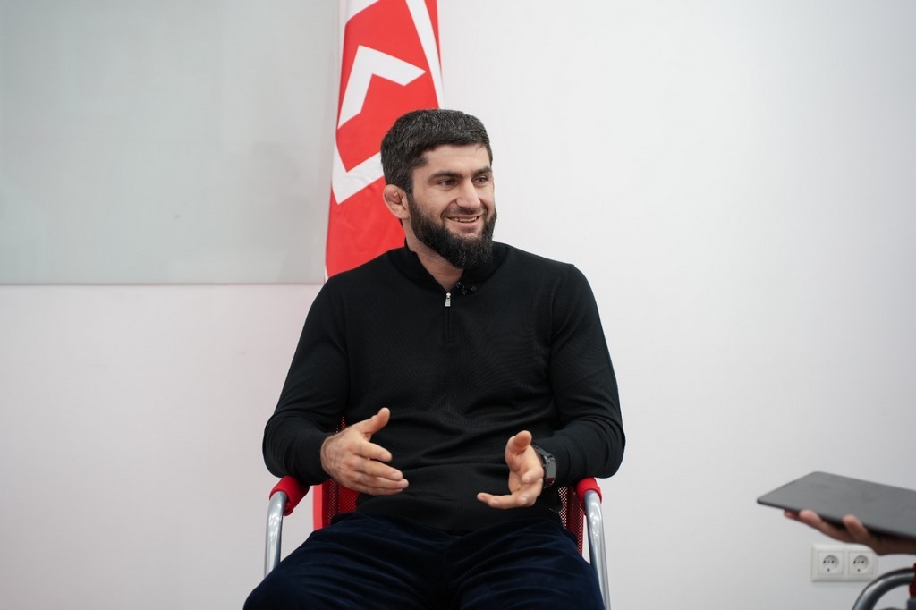 Узаир Абдураков: «Знаю, что чемпион АСА Туменов считает меня претендентом»