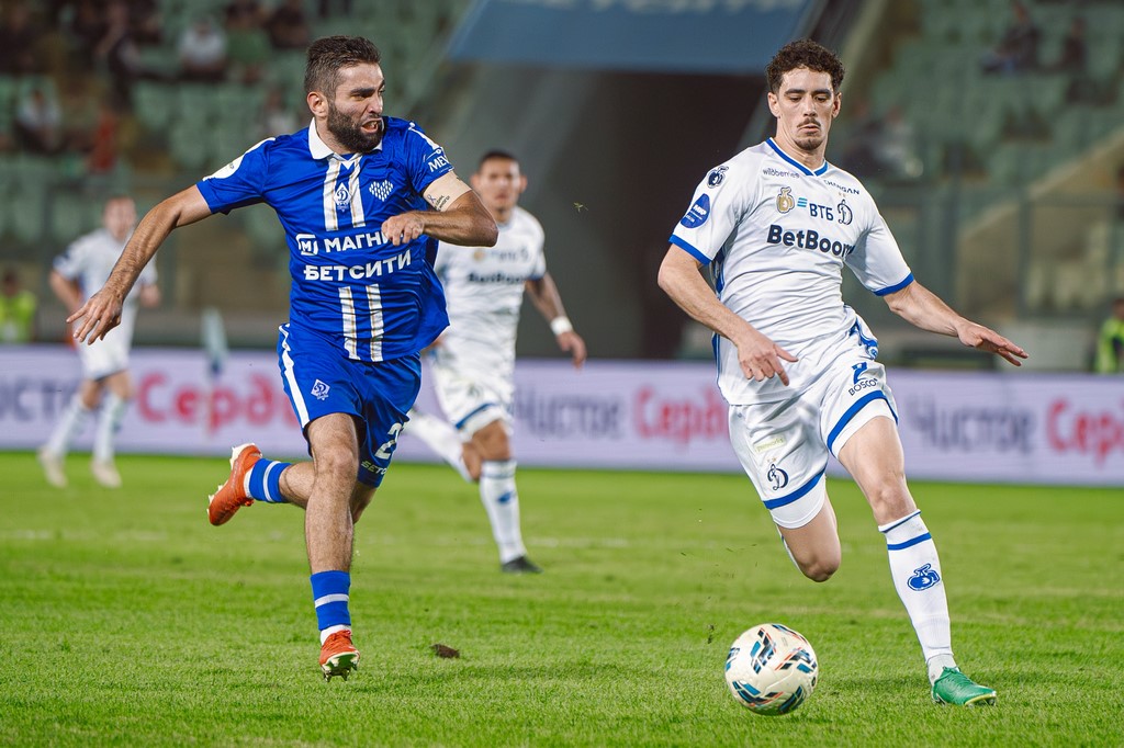 «Динамовцы» Махачкалы и Москвы сыграют в дерби