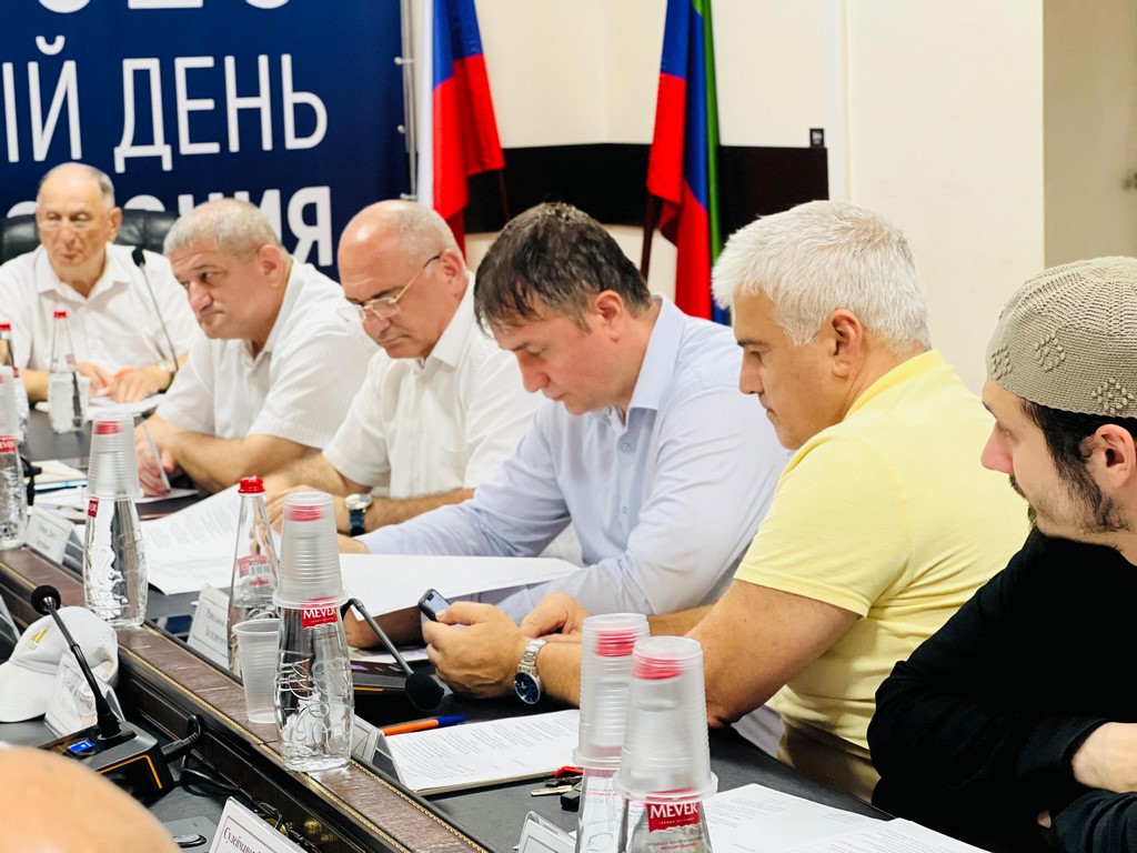 В Дагестане разработают предложения по улучшению ситуации на дорогах