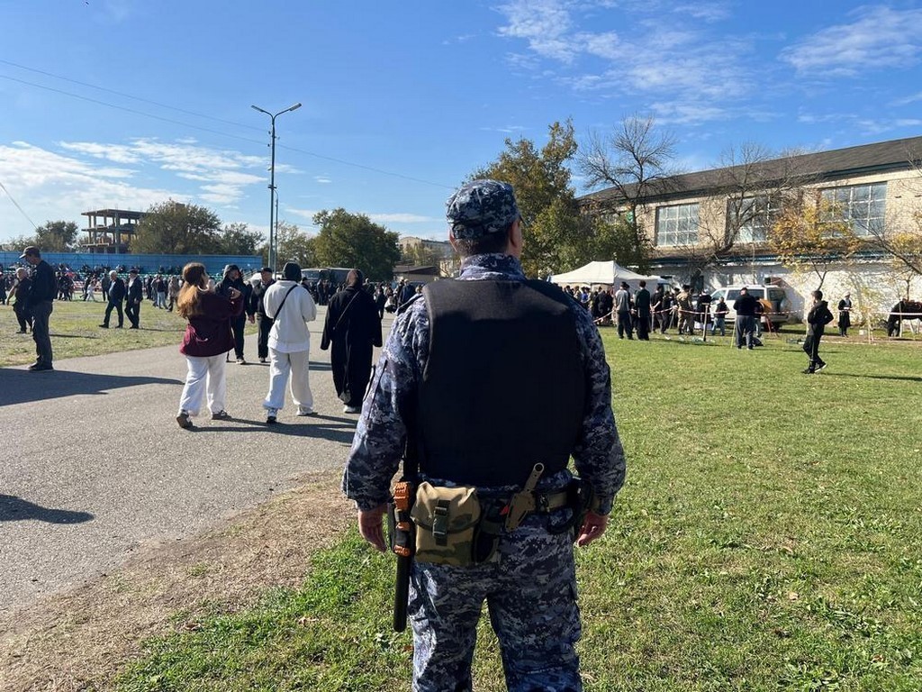 Росгвардейцы обеспечили безопасность на фестивале силового экстрима в Дагестане