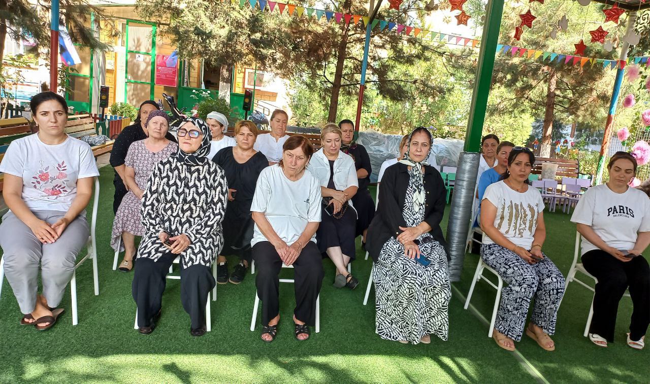 В Избербаше соцработникам рассказали о важности уплаты имущественных налогов физическими лицами