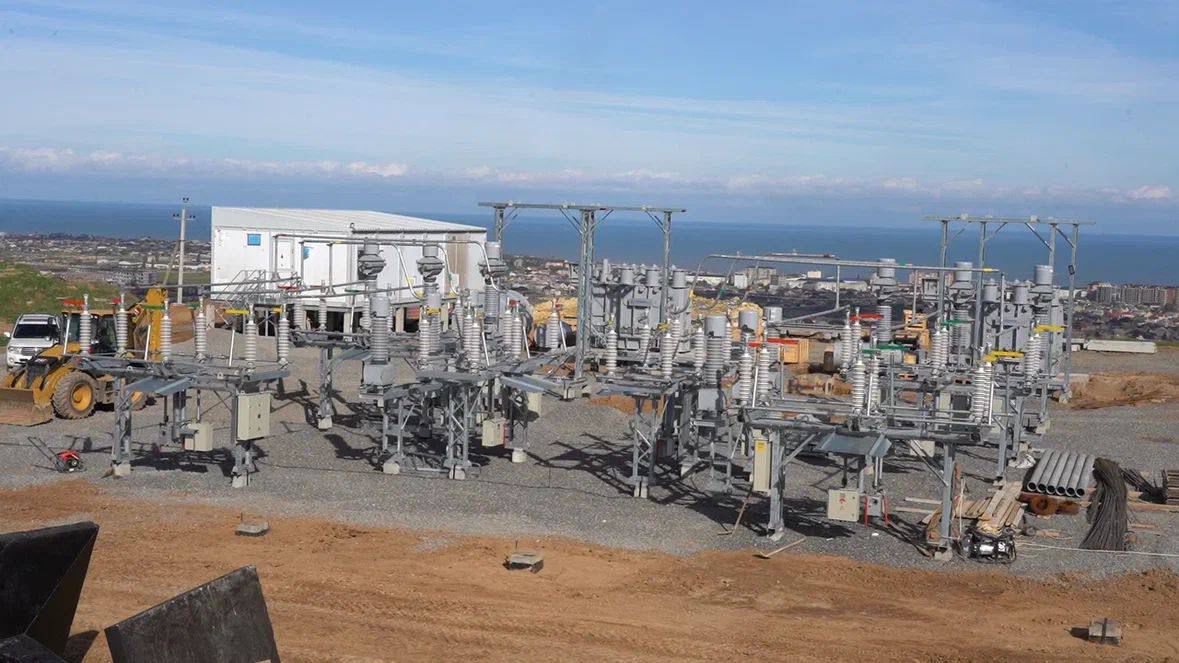 Глава Дербента обвинил энергетиков в кризисе и предложил бесплатную подстанцию